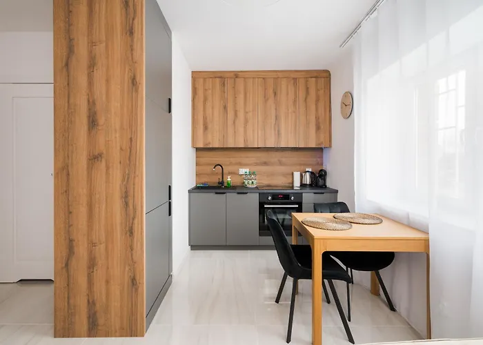 Metro Ratusz Arsenał Deluxe * Warszawa