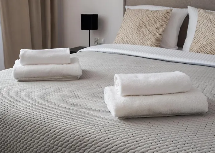 Apartament Metro Ratusz Arsenał Deluxe *